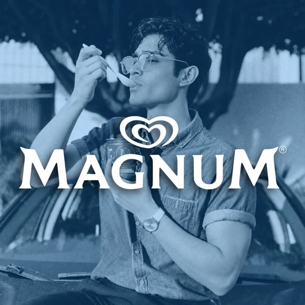 Luis Lual con Magnum